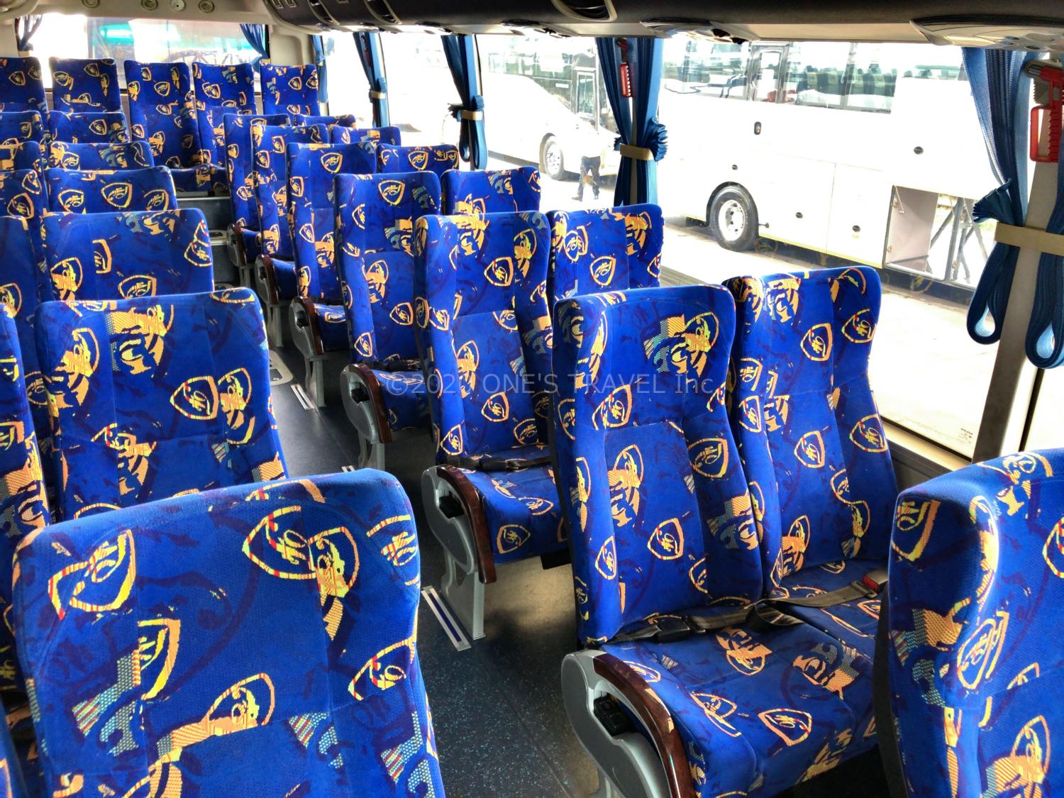 中型バス：30座席