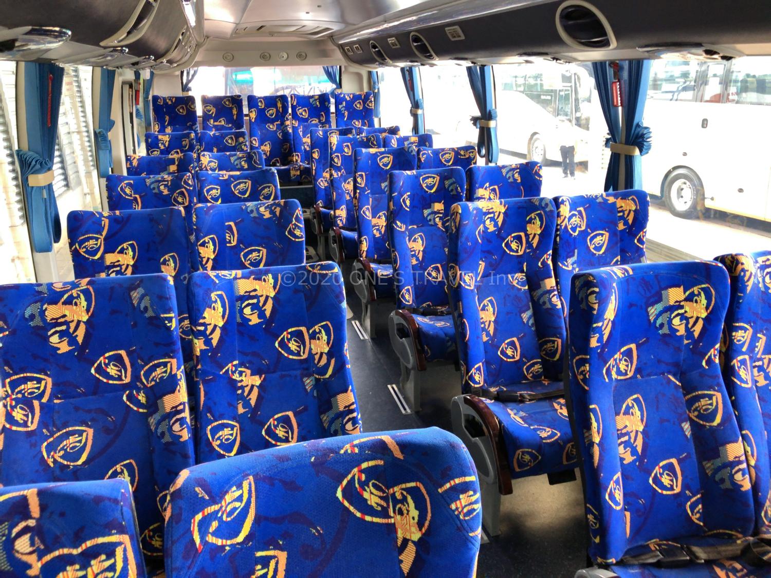 中型バス：30座席